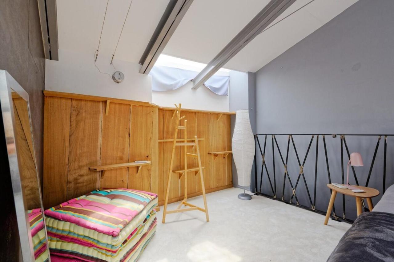 Air-Conditioned Duplex Apartment With Furnished Terrace In The City Center Aix-en-Provence Exterior photo